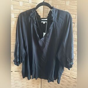 NWT 3X Andree Flowy bubble sleeve blouse perfect layering or wear solo!!